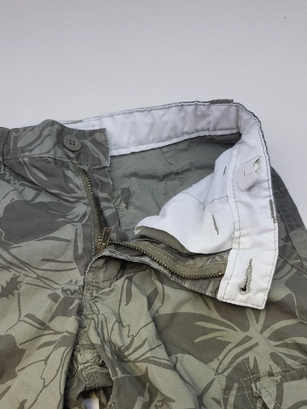 Old Navy Youth Floral Cargo Shorts